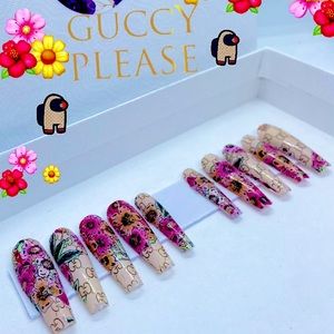 Gucci please ~ Press on nails set